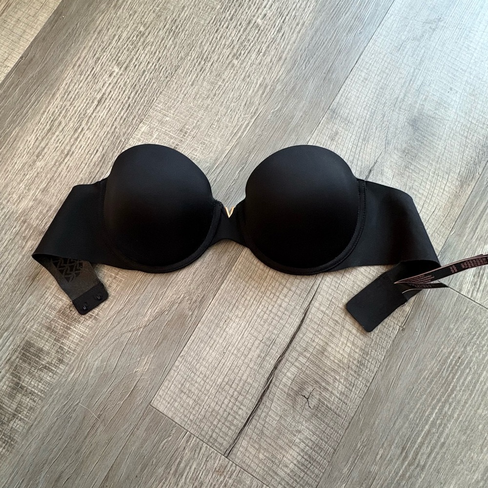 Victorias Secret Strapless Bra